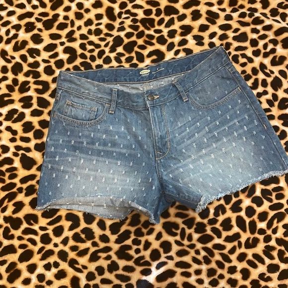 •OLD NAVY•MIDI RAW EDGE HEM DOTTED TEXTURED DENIM SHORTS IN SZIE 8 REGULAR EUC - Picture 2 of 6
